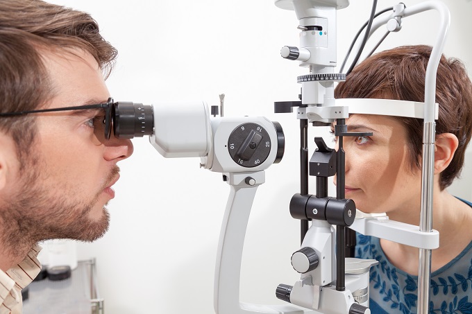 when-should-you-visit-an-ophthalmologist